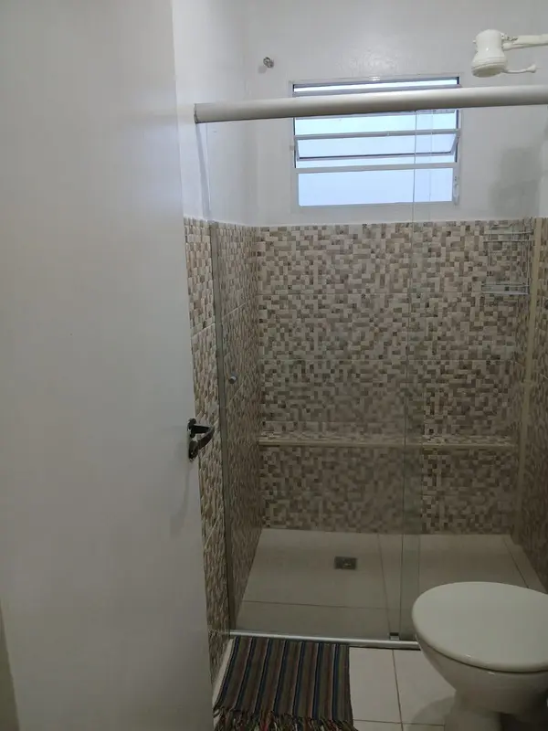 Banheiro privativo com box